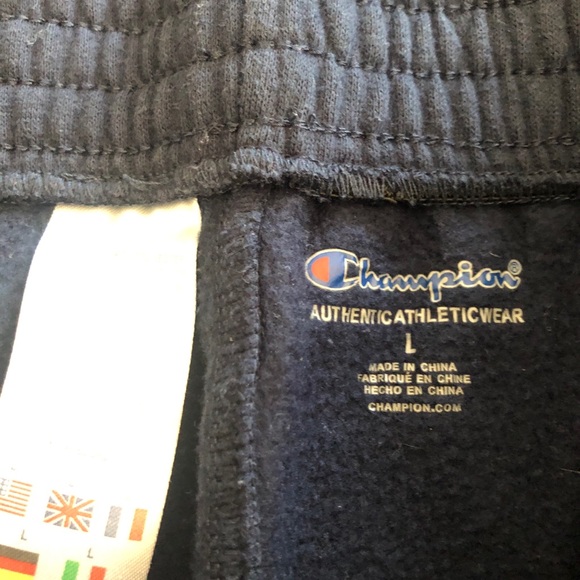 Champion sweatpants. Boys Large. Blue - Picture 5 of 5